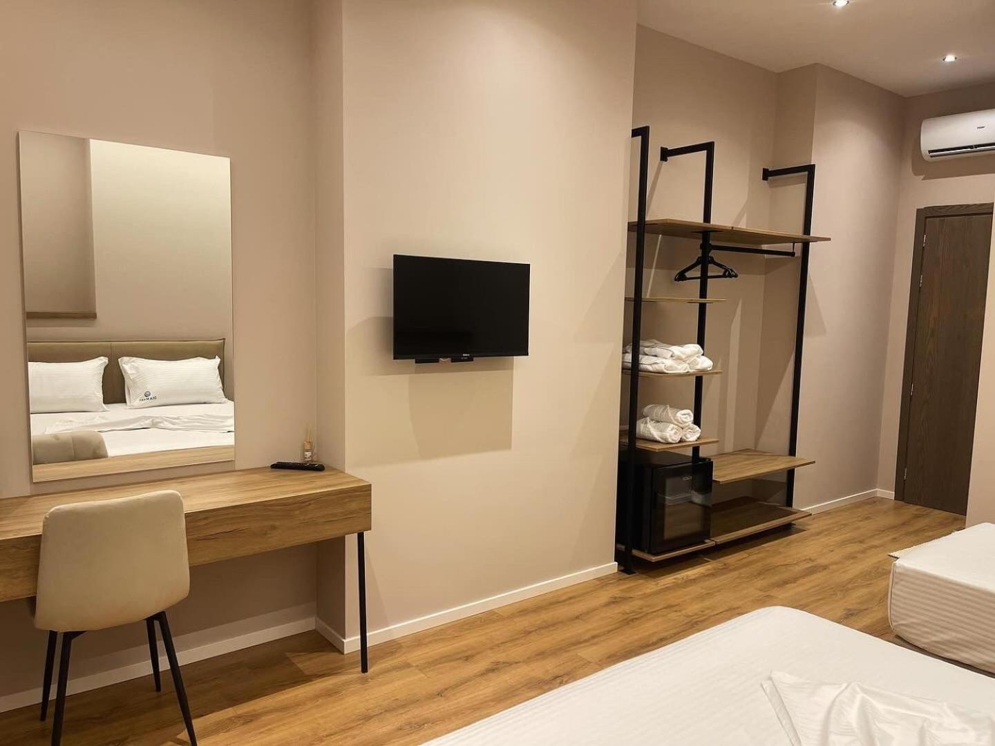 Dia Mare Deluxe Apart otel Avlonya Dış mekan fotoğraf