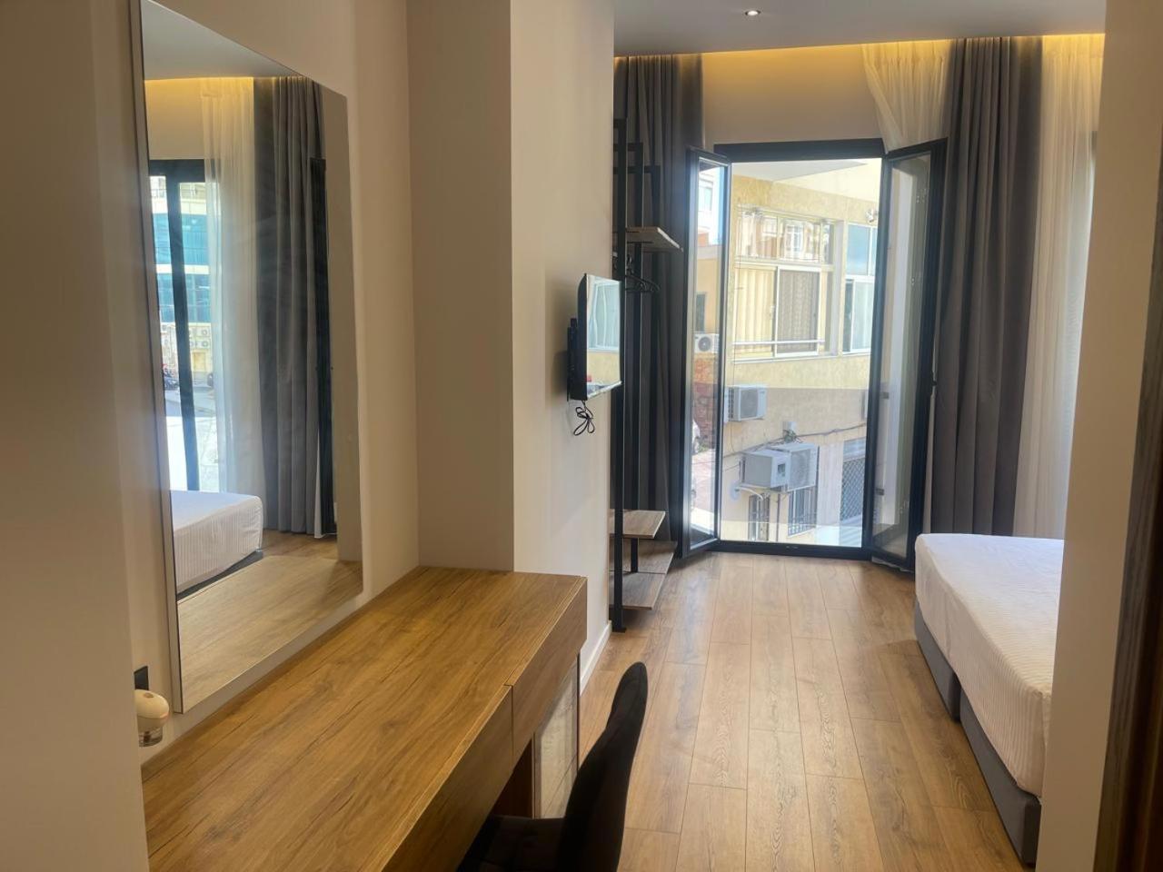 Dia Mare Deluxe Apart otel Avlonya Dış mekan fotoğraf