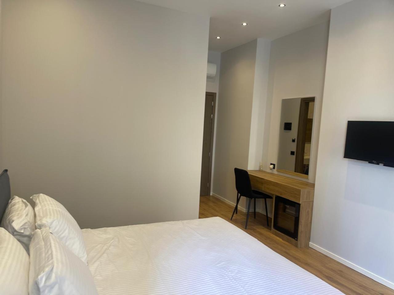 Dia Mare Deluxe Apart otel Avlonya Dış mekan fotoğraf
